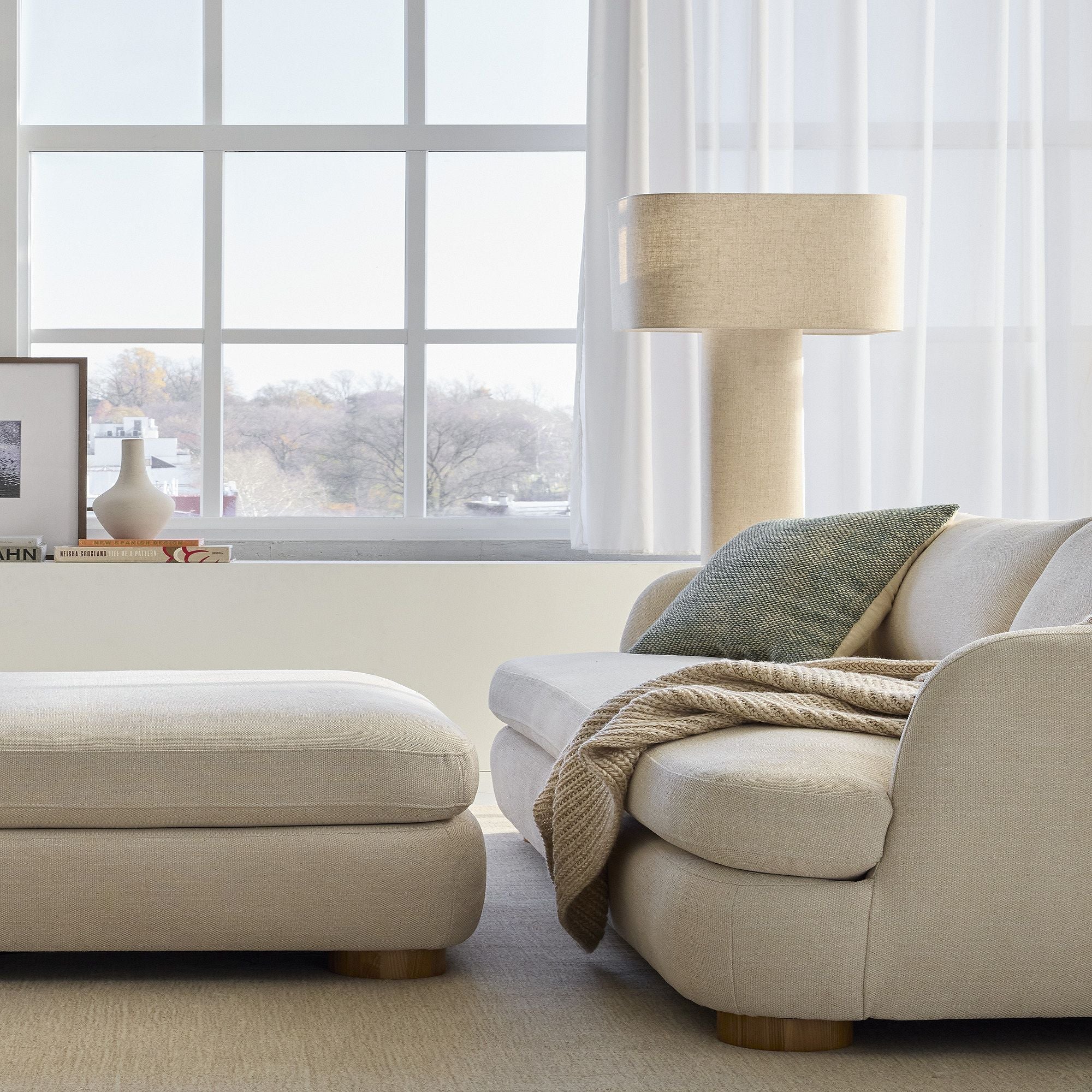Aylen Sofa