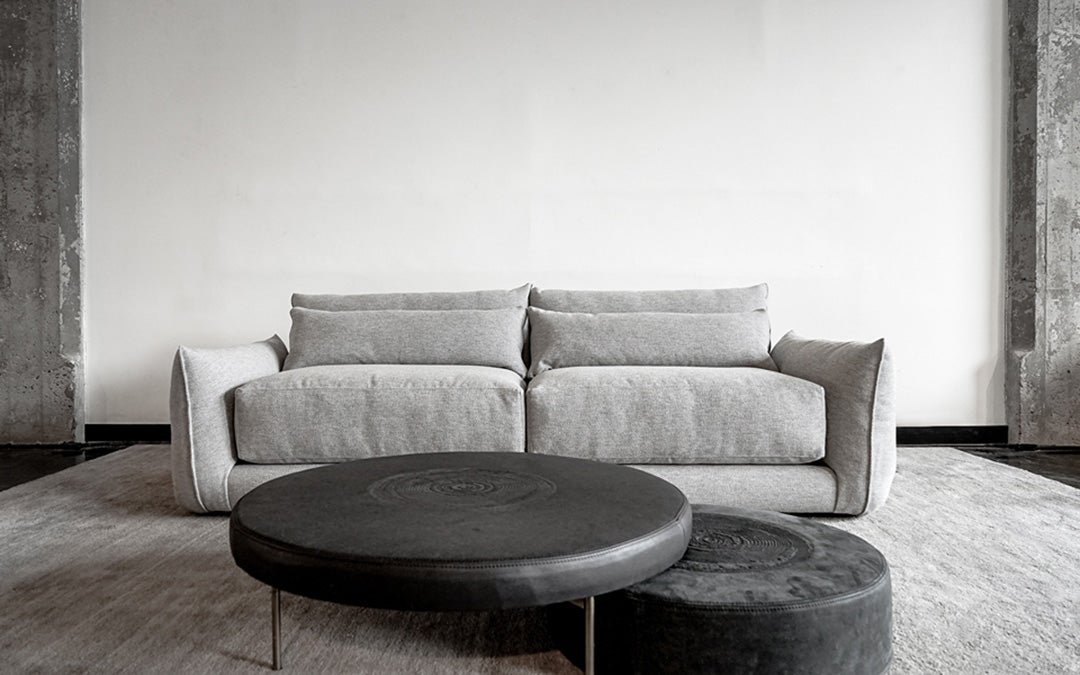 Nayra Sofa