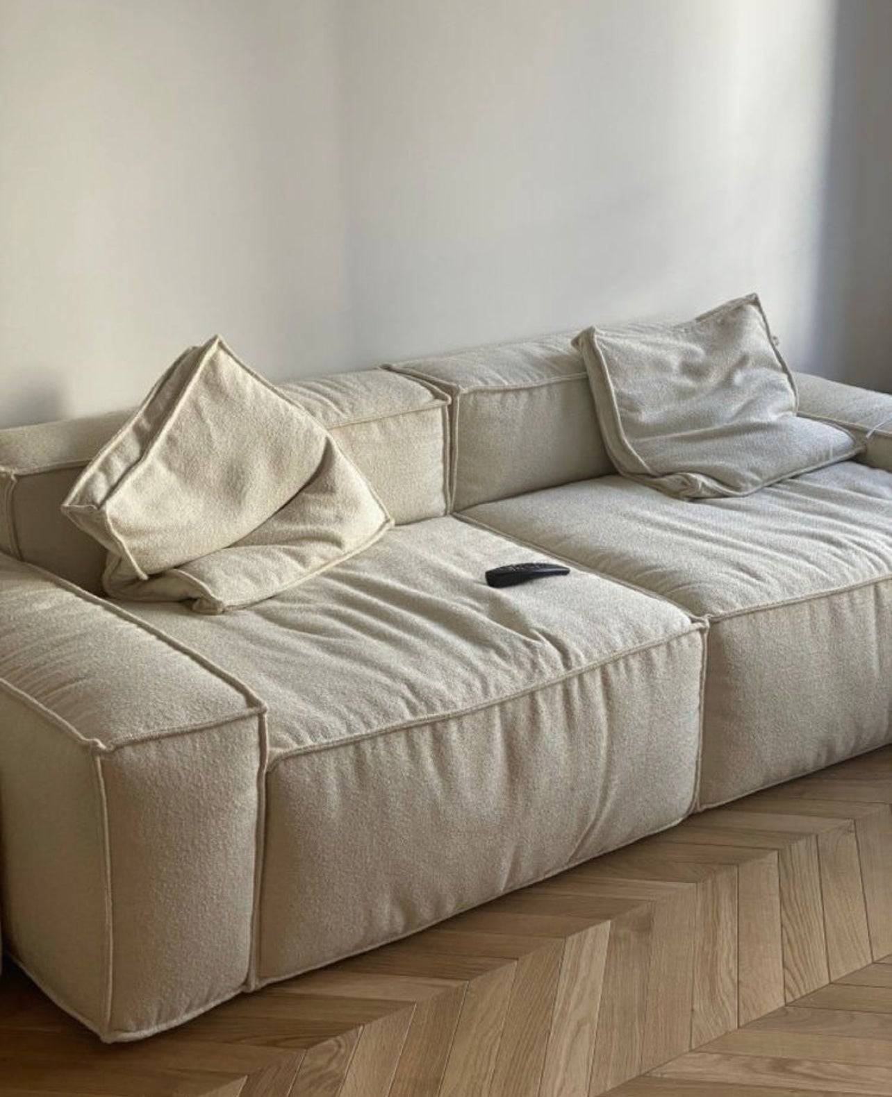 Rivor Sofa