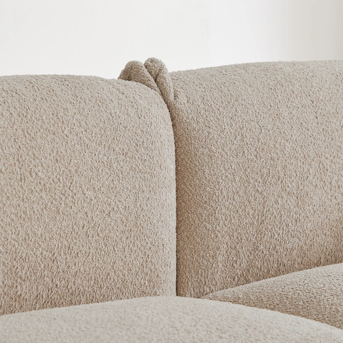 Zyra Sofa