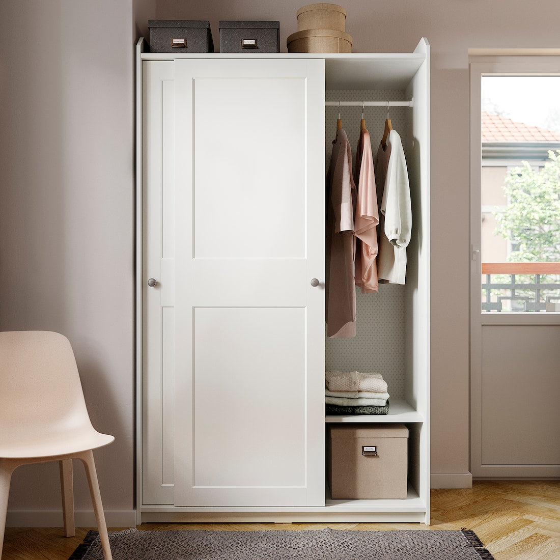 Quanta Wardrobe